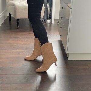 New! Dolce Vita Ankle Boots apr 2.5 in Heels size 9